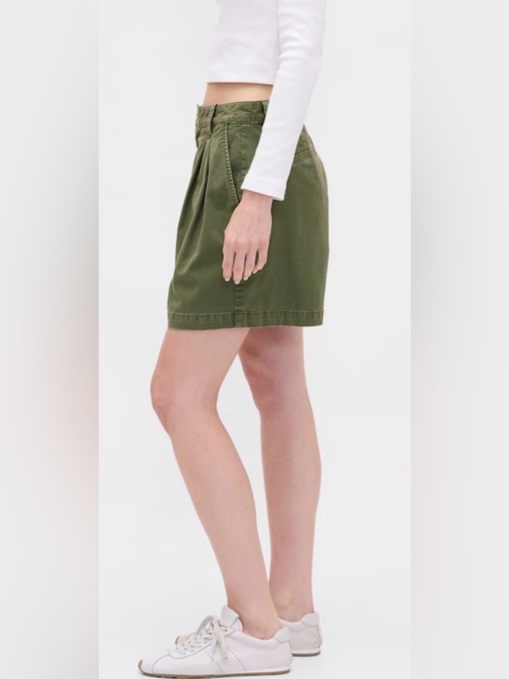 GAP Bracken Olive Green 6" Mid-Rise Twill Pleated Trouser Shorts - Picture 3 of 7